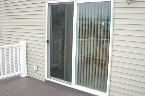 Millbrae-screen-door-repair